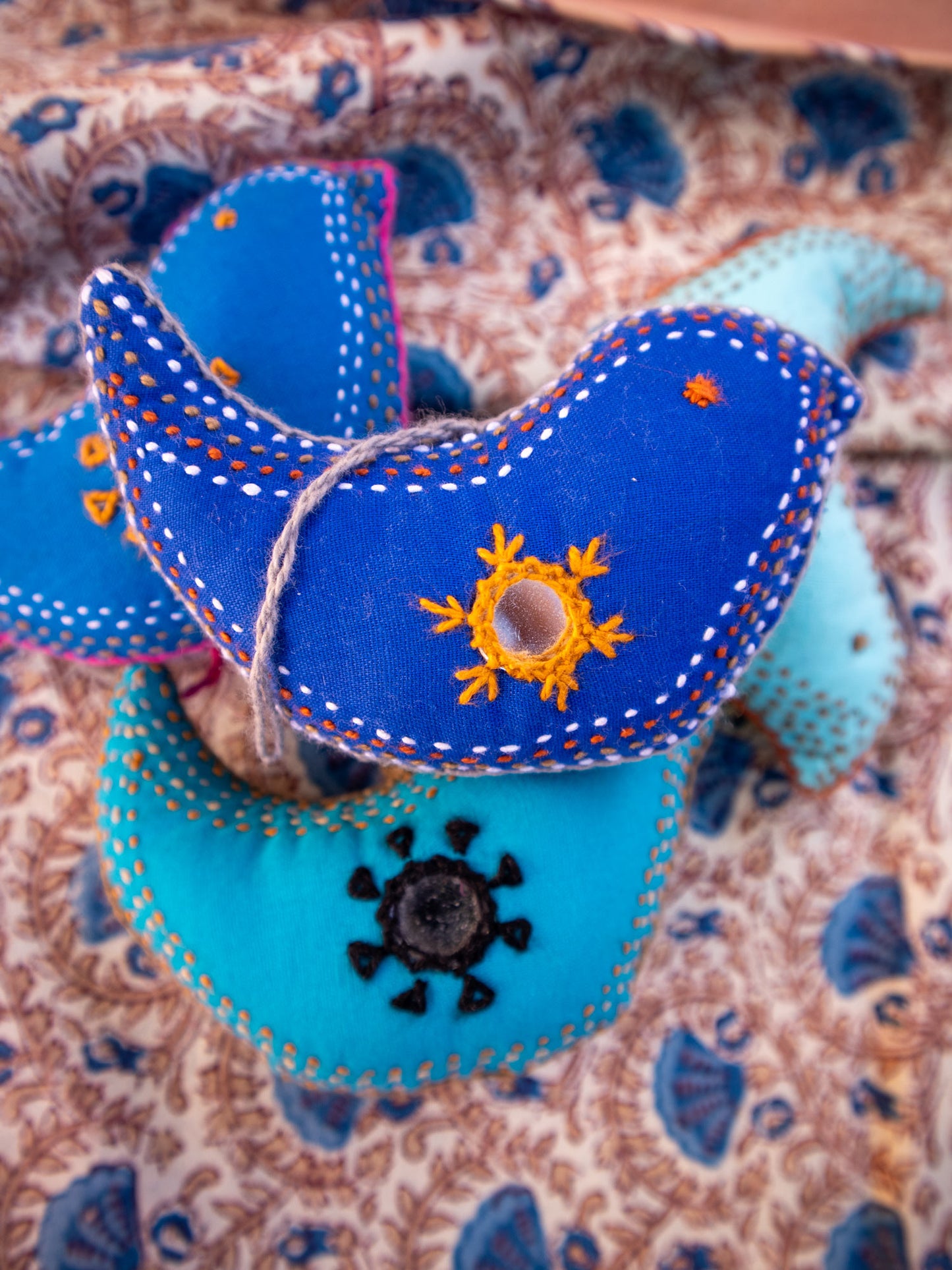 Little Blue Wren Christmas decorations ẃ🪞shisha (mirror)