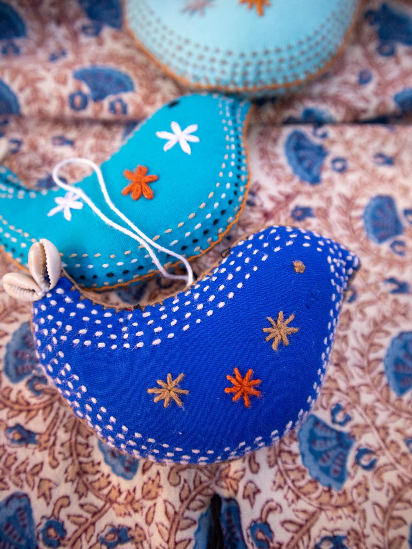 Little Blue Wren Christmas decorations ẃ 🐚 kaudi (shells)