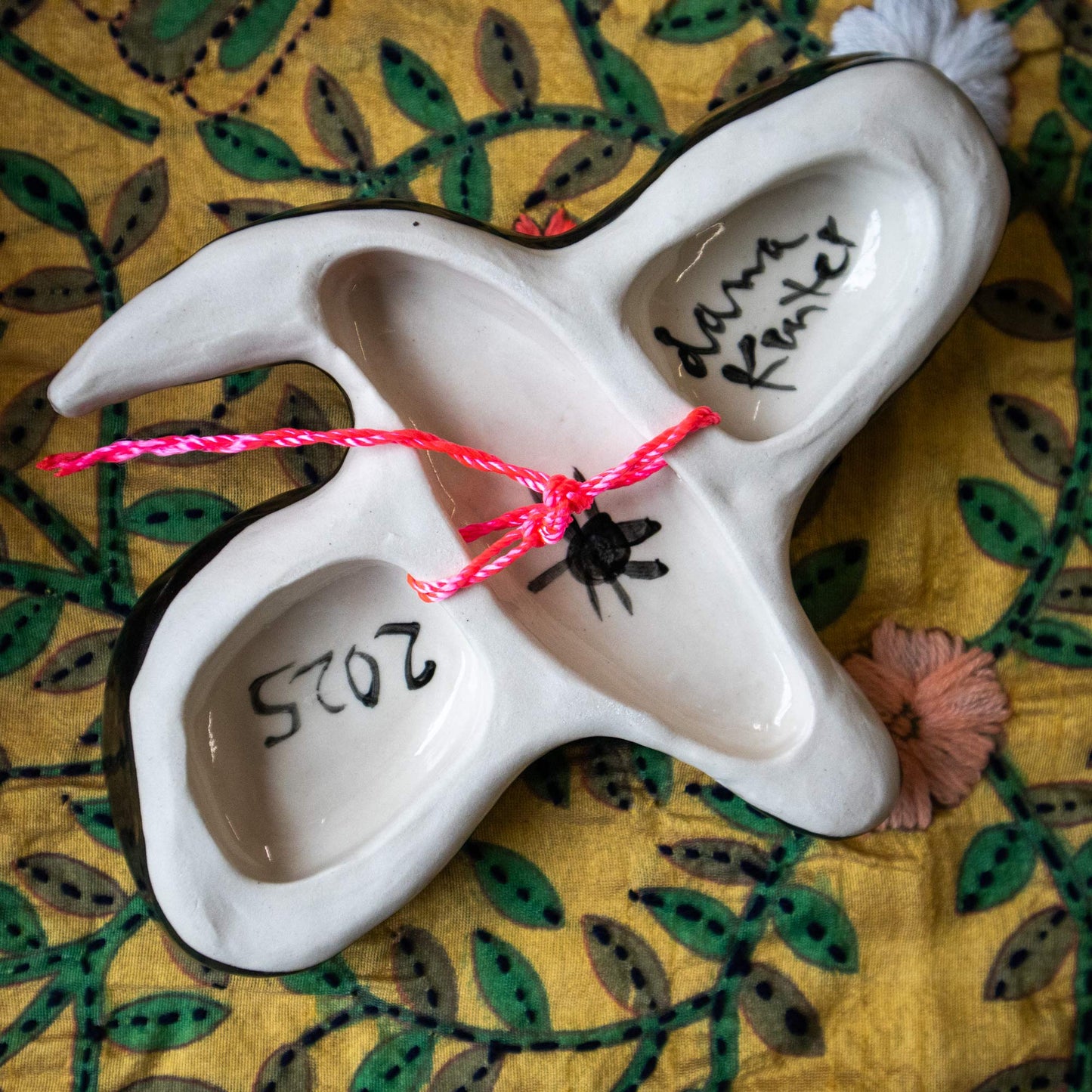 Magpie - single wall hanging